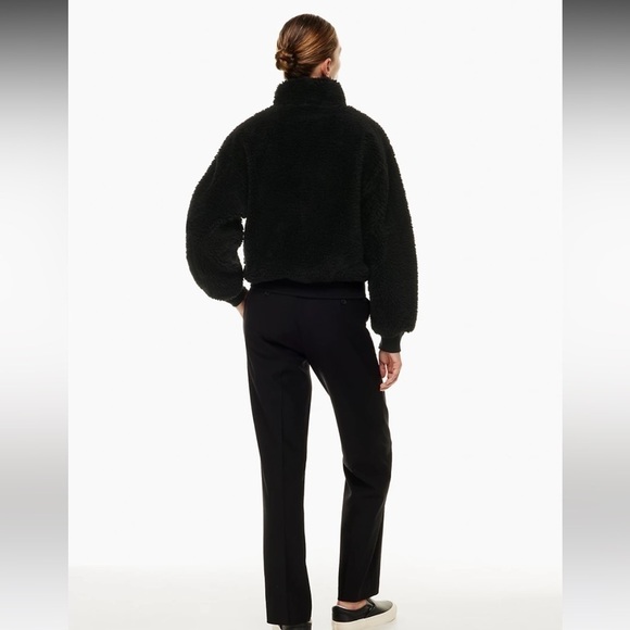 Aritzia Black Fleece Jacket - Picture 12 of 12